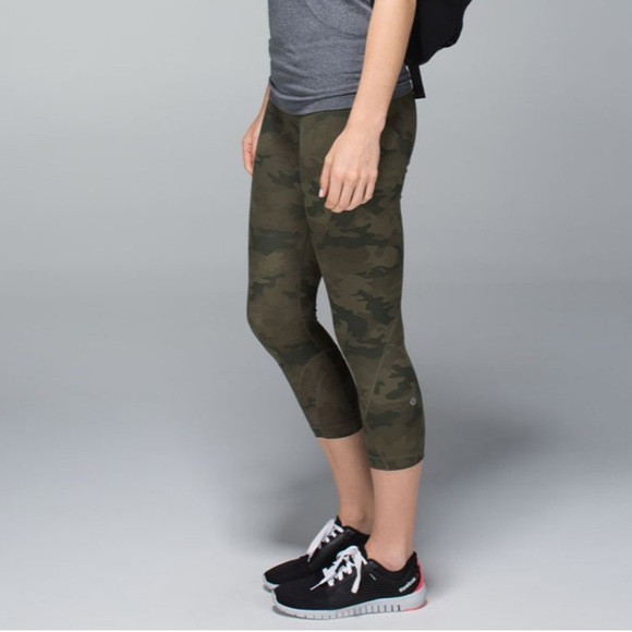 Lululemon Run:Inspire Crop II *All Luxtreme
Savasana Camo 20cm FatigueGreen Sz 6 - Picture 6 of 13